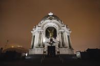 Nuevo sistema de iluminación mejora la experiencia en visita en el Cementerio Presbítero Maestro.